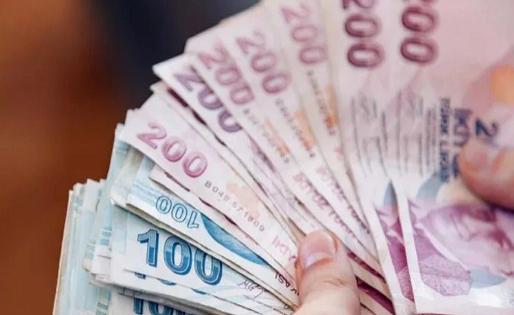 Türkiyənin zəlzələ bölgəsində kredit borclarının müddəti 6 ay uzadılıb