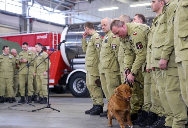 Polşadan yardım heyəti Türkiyəyə yola düşüb