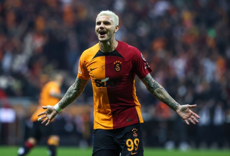 Mauro İkardi “Qalatasaray”ın tarixinə düşüb