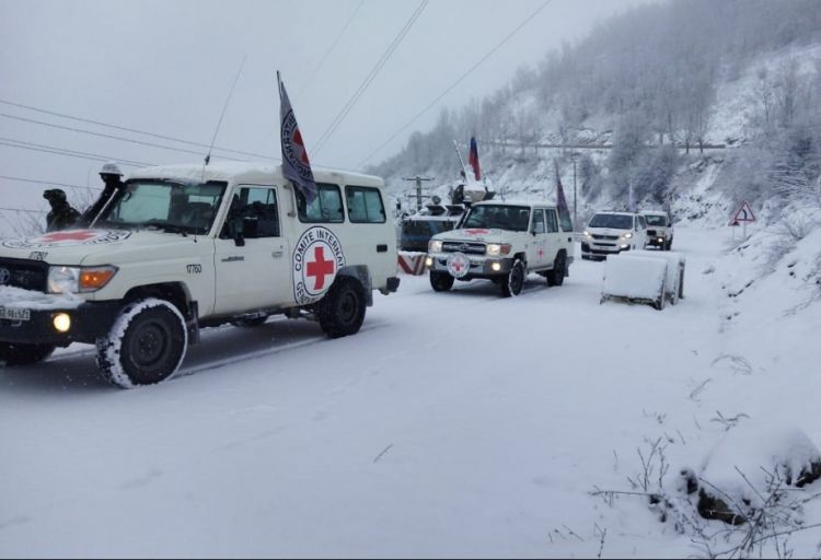 BQXK-nın avtomobilləri Laçın istiqamətinə maneəsiz keçib