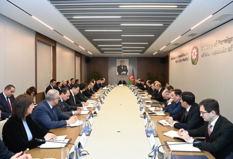 Xarici İşlər Nazirliyinin geniş tərkibli kollegiya iclası olub