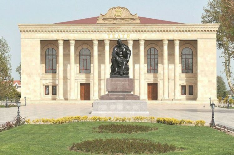 Naxçıvan Teatrı xeyriyyə tamaşası verəcək