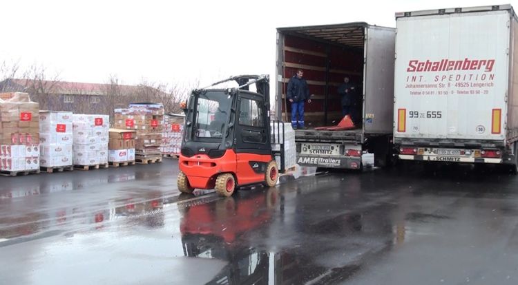 Cahan Holdinq Türkiyəyə 40 tona yaxın yardım göndərib<font color=red> - VİDEO</font>