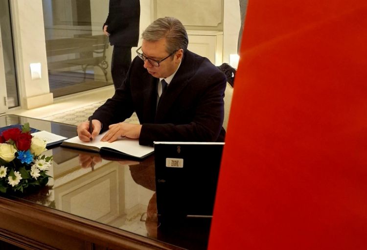 Aleksandar Vuçiç: Serbiyanın Türkiyəyə yardımları davam edəcək