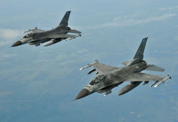 ABŞ gələcəkdə Ukraynaya döyüş təyyarələrinin çatdırılmasına icazə verib