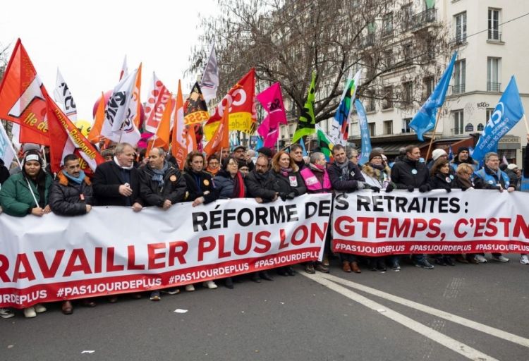 Fransada pensiya islahatına qarşı etirazlar genişlənir