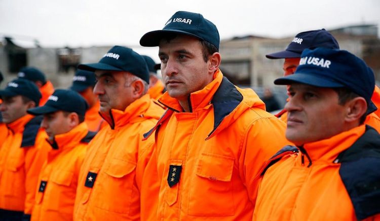 Erməni xilasedicilərdən rüsvayçılıq - Həlak olanların qızıl-zinət əşyalarını qarət ediblər