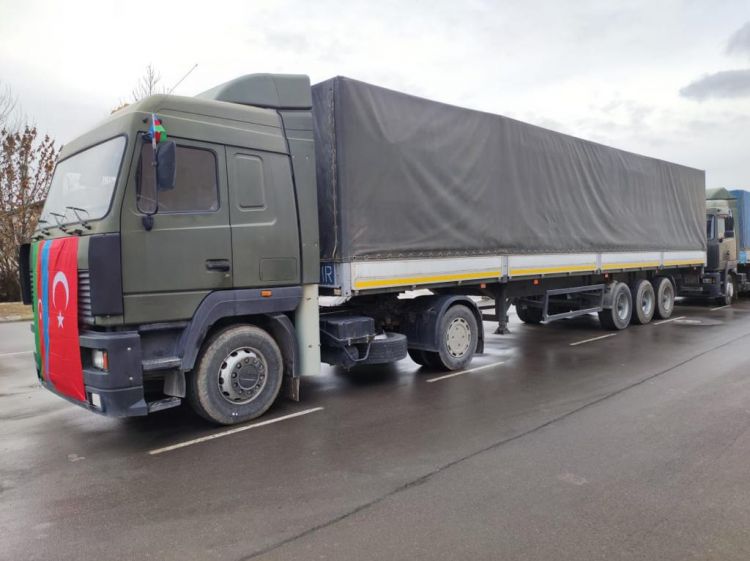 Naxçıvandan Türkiyəyə 52 TIR humanitar yardım göndərilib