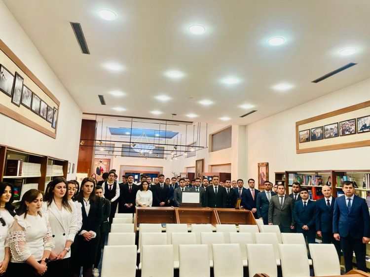 “Heydər Əliyev və dövlət gənclər siyasəti” mövzusunda tədbir keçirilib<font color=red> - FOTOLAR</font>