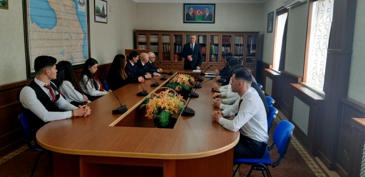 AMEA-nın Naxçıvan Bölməsində təcrübə keçən tələbələrlə görüş olub 