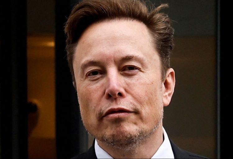 İlon Mask bu ilin sonunadək tviteri yeni icraçı direktora təhvil vermək istəyir