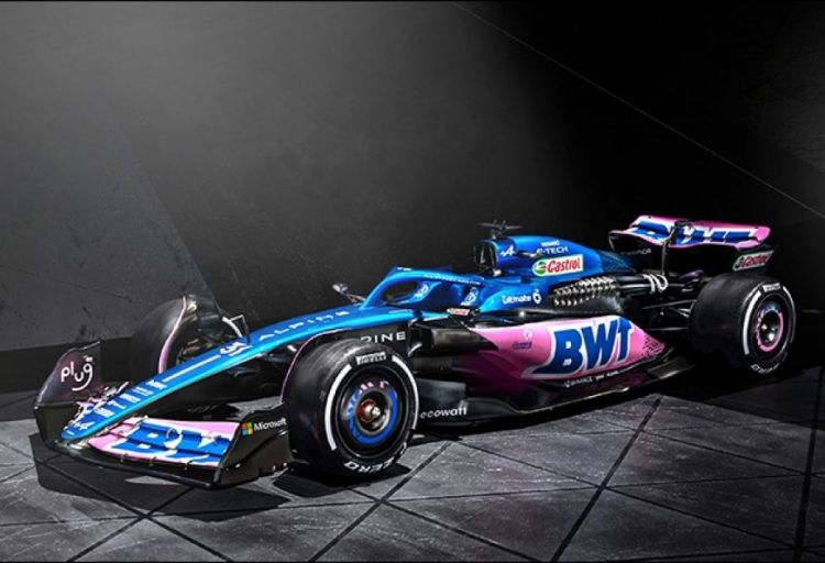 “Alpin” komandası yeni bolidini ictimaiyyətə təqdim edib