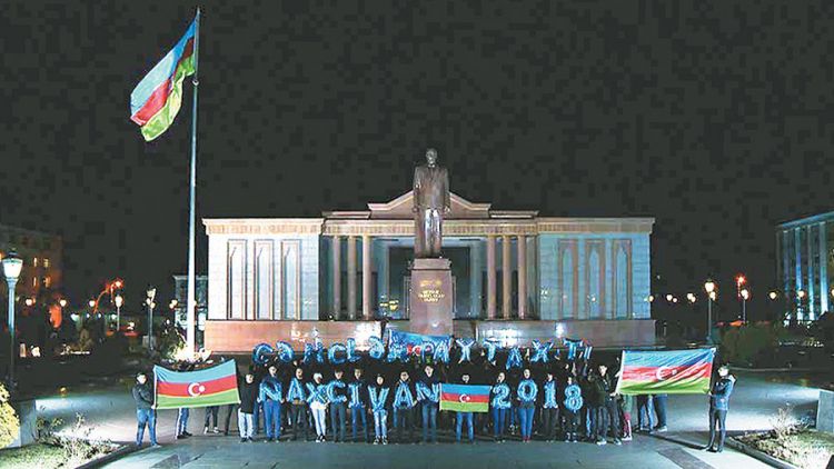 Gələcəyə istiqamət verən LİDER: Heydər Əliyev və müstəqil Azərbaycan gəncliyi