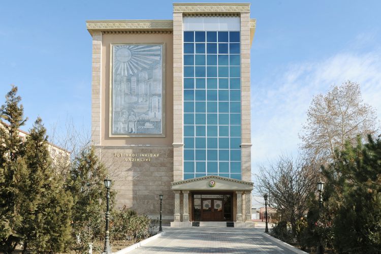 Naxçıvanda fermerlər üçün verilən kreditlərin faiz dərəcələri aşağı salınacaq