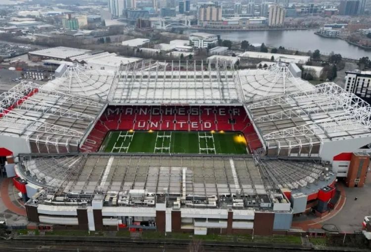 Qətərli milyarder “Mançester Yunayted” klubunu almaq istəyir