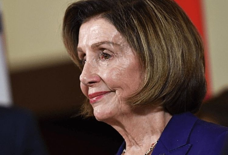 Nensi Pelosi “F-16” qırıcılarının Ukraynaya təhvil verilməsi üçün çağırış edib