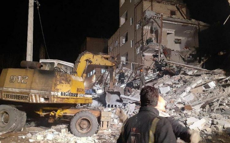 Təbrizdə binalar çöküb, ölənlər və yaralananlar var