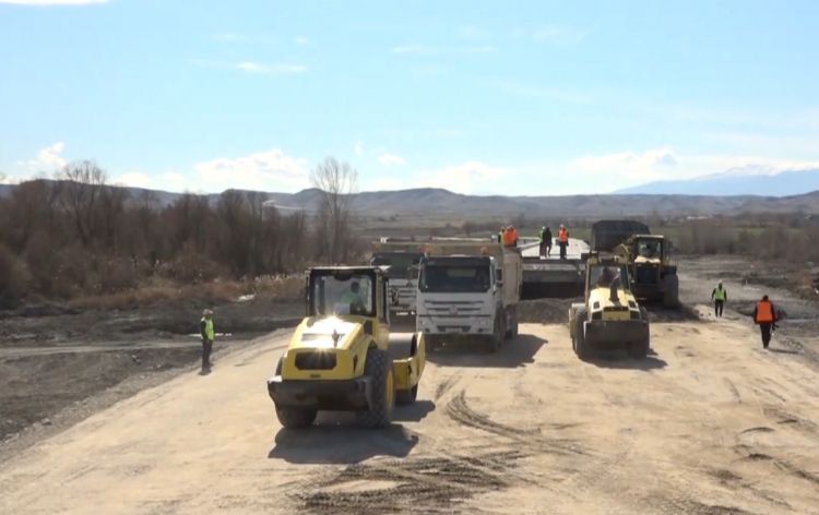 Horadiz - Ağbənd dəmiryolunun inşası<font color='red'> - NTV-nin reportajı</font><font color=red> - VİDEO</font>
