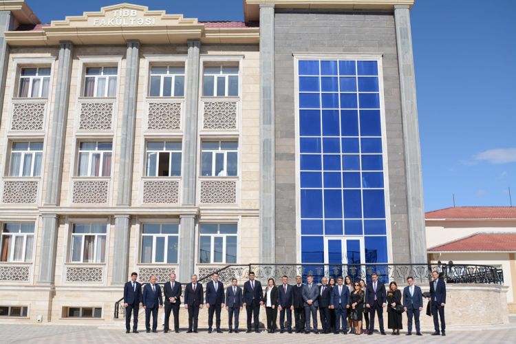 İcbari Tibbi Sığorta üzrə Dövlət Agentliyi və TƏBİB-in nümayəndə heyəti NDU-da olub<font color=red> - FOTOLAR</font>