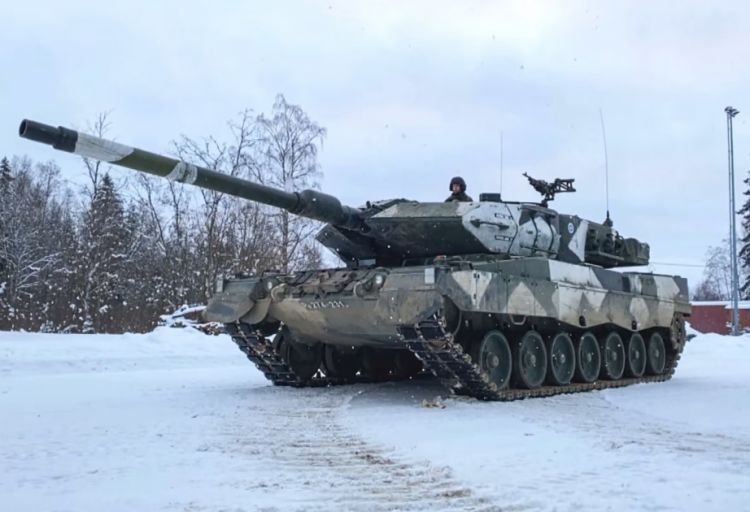 Finlandiya Ukraynaya üç Leopard tankı verəcək