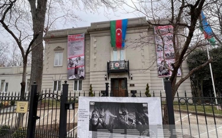 Ermənilər ABŞ-də Azərbaycan səfirliyinin qarşısında təxribata əl atıblar<font color=red> - VİDEO</font>