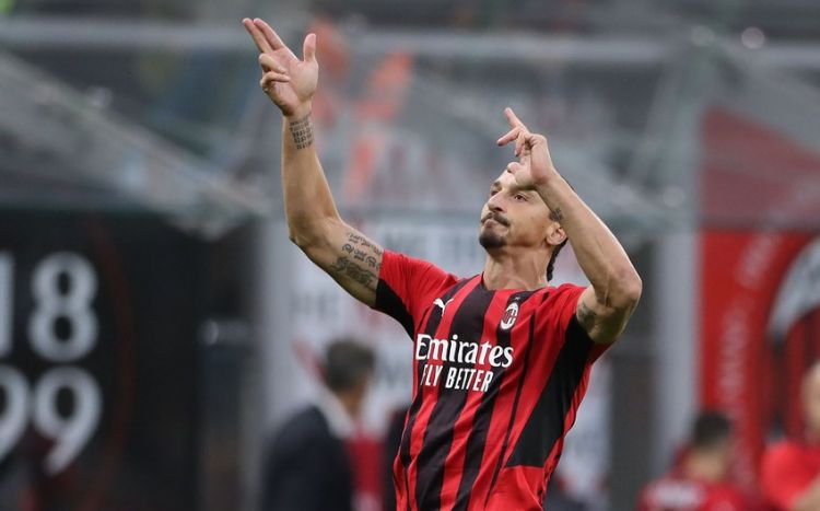 İbrahimoviç 280 günlük aradan sonra meydana çıxıb