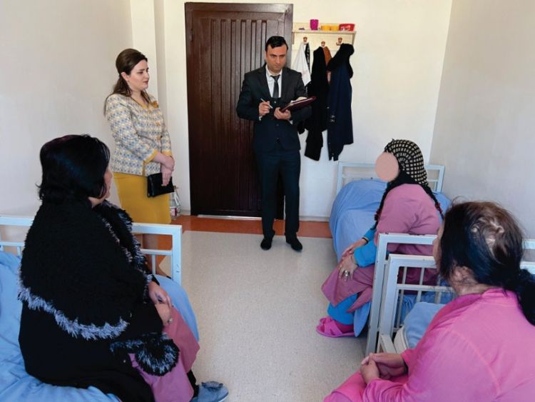 Ombudsman Günay Rzayeva Psixi Xəstəliklər Dispanserində olub<font color=red> - FOTOLAR</font>