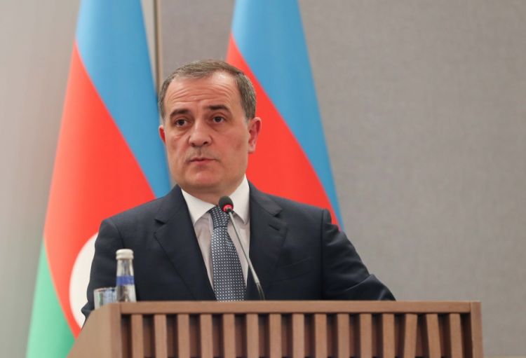 Ceyhun Bayramov: Ermənistanın yüksək siyasi rəhbərliyinin Laçın yolu ilə bağlı qərarları yanlışdır