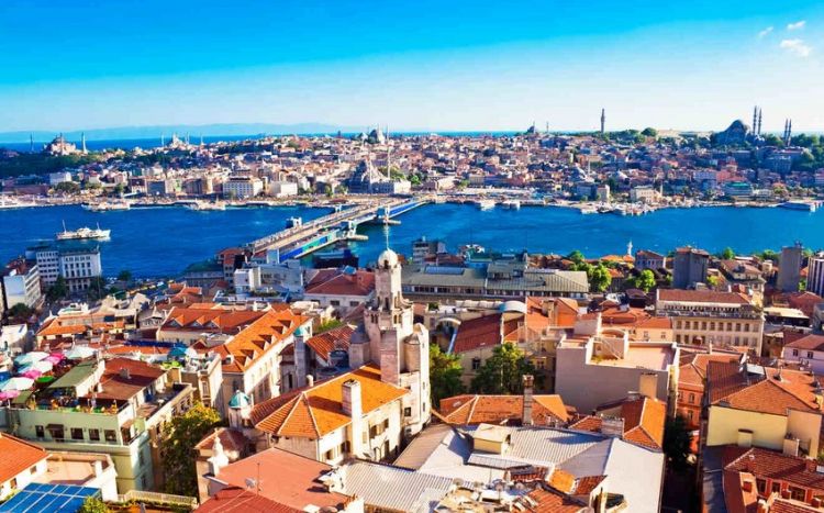 İstanbulda 90 000-ə yaxın bina sökülə bilər