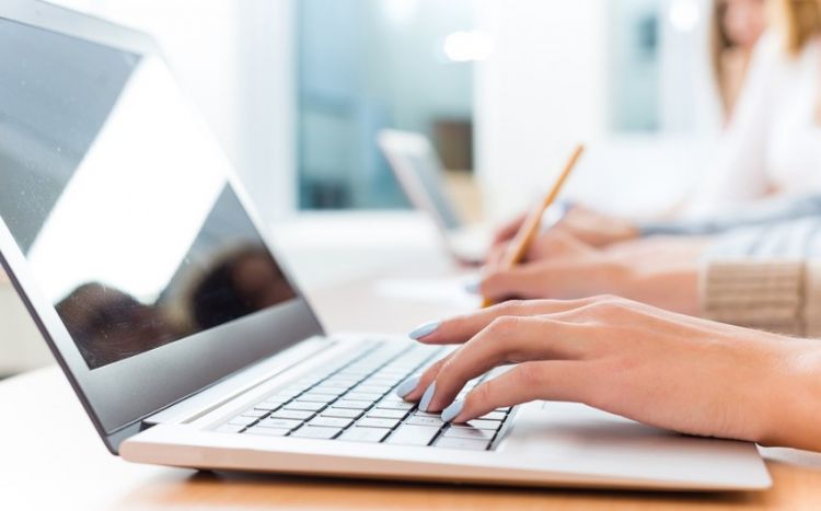 Bu gündən ali məktəblərə və kolleclərə sənəd qəbulu başlanır