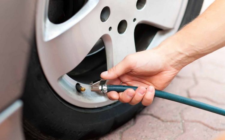 Bakıda təkərdoldurma məntəqəsində partlayış olub, bir nəfər ölüb