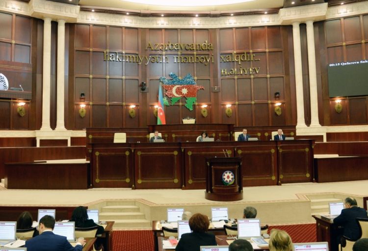 Milli Məclisin növbəti plenar iclasında hökumətin hesabatı dinləniləcək