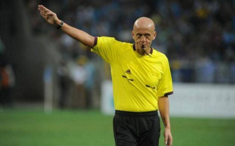 Bütün dövrlərin ən yaxşı futbol hakimləri açıqlanıb