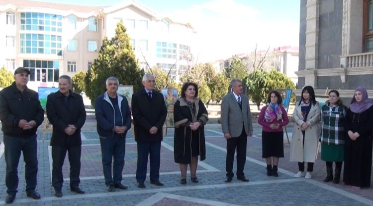 Naxçıvanda “Qadınlar və güllər” rəsm sərgisi açılıb<font color=red> - VİDEO</font>