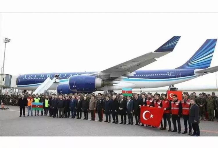 Türk dünyası təbii fəlakət fonunda Türkiyə ilə həmrəylik nümayiş etdirdi