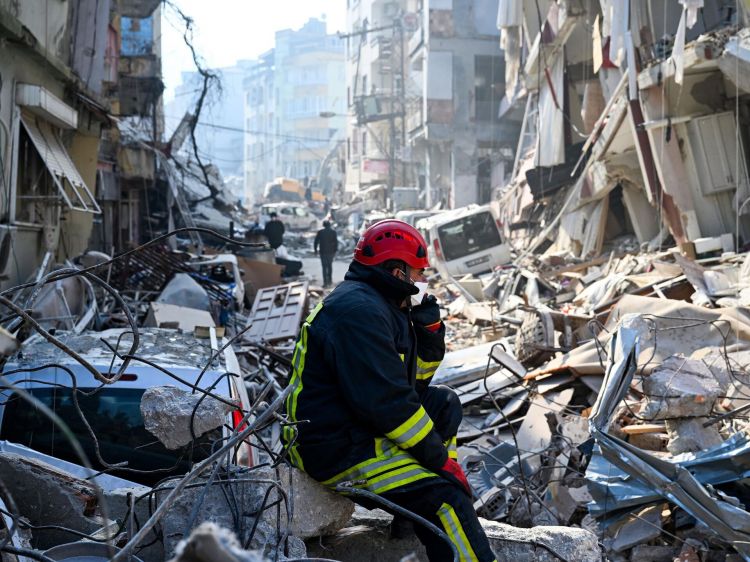 Türkiyədə zəlzələ nəticəsində ölənlərin sayı 48 minə çatıb<font color='red'> - YENİLƏNİB</font>