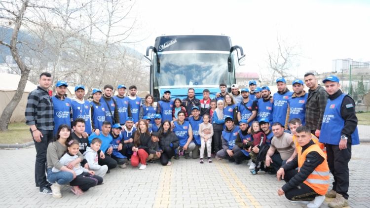 Azərbaycan könüllüləri Türkiyədəki fəaliyyətlərini yekunlaşdırıblar<font color=red> - FOTOLAR</font>