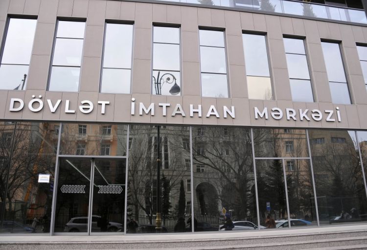 Bu gün 50 mindən çox şagird buraxılış imtahanı verəcək