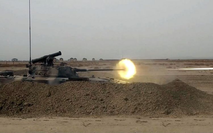 Müdafiə Nazirliyi həftəlik icmalını təqdim edib<font color=red> - VİDEO</font>