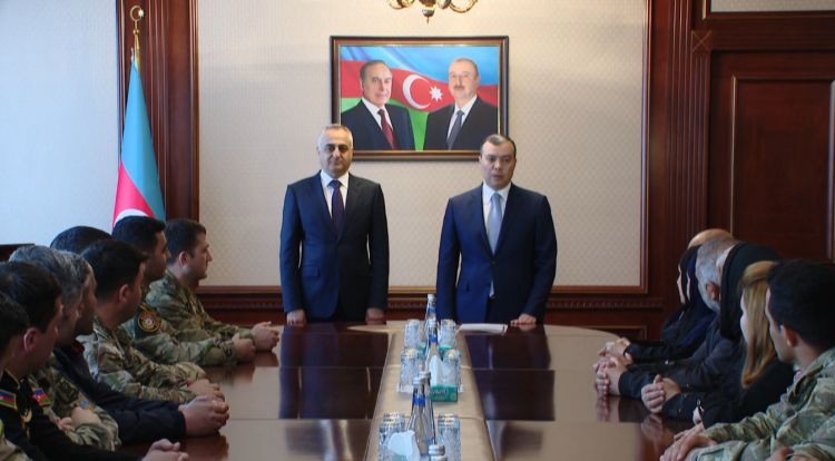 <strong>Naxçıvanda 3 şəhid ailəsinə və 5 qaziyə mənzil, 12 qaziyə isə avtomobil təqdim olunub<font color=red> - VİDEO</font></strong>