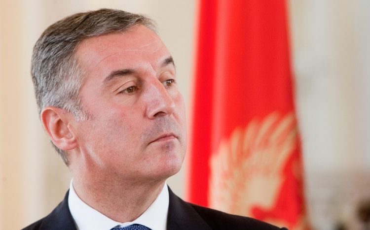 Monteneqro prezidenti parlamenti buraxıb