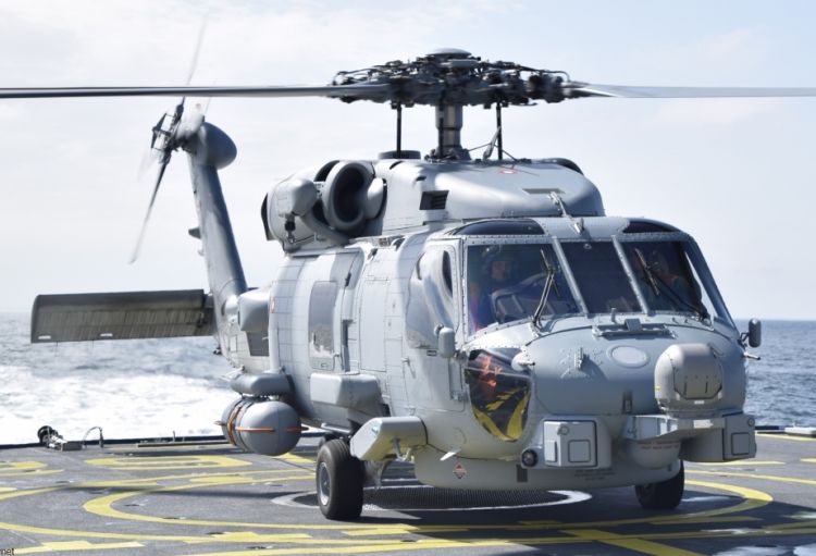 Norveç altı “MH-60R Seahawk” çoxməqsədli dəniz helikopteri sifariş edib