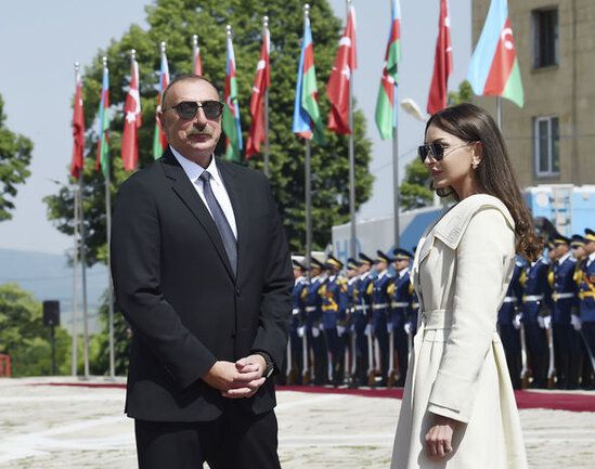 Milli Məclis Novruz bayramı münasibətilə İlham Əliyev və Mehriban Əliyevanı təbrik edib