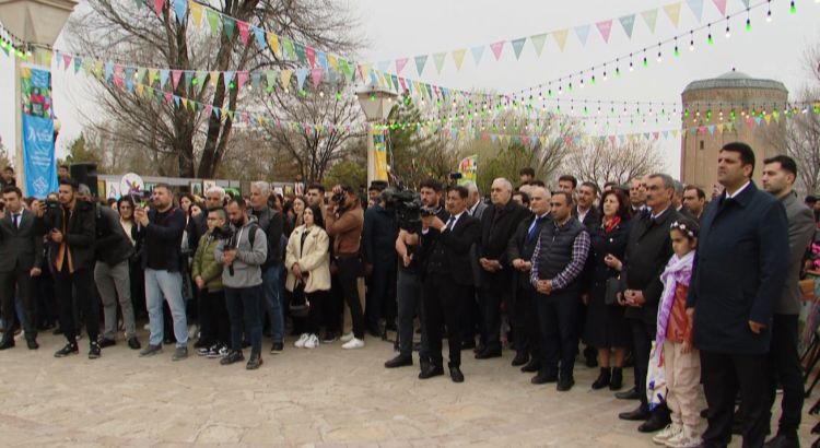 Naxçıvanda "Novruz şəhərciyi" davam edir<font color=red> - VİDEO</font>