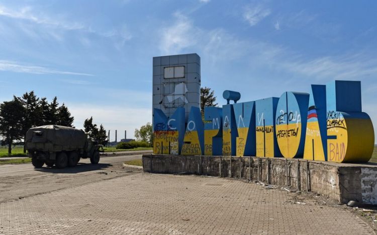 Mariupolda Ermənistan bayrağı olan “humanitar karvan” görüntülənib