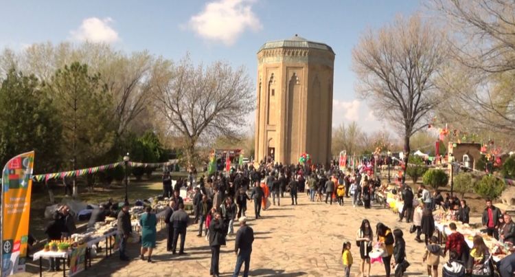 Naxçıvanda "Novruz şəhərciyi" davam edir<font color=red> - VİDEO</font>