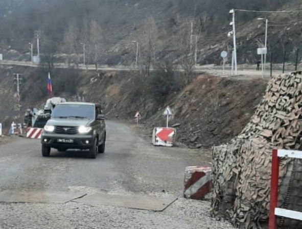 Sülhməramlıların dörd avtomobili aksiya ərazisindən maneəsiz keçib