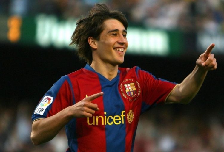 “Barselona"nın sabiq futbolçusu Boyan Krkiç karyerasını bitirib