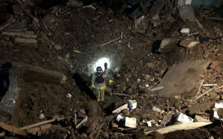 Rusiya Ukraynaya aviasiya bombaları atıb, yaşayış evləri dağılıb