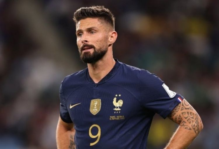 Olivye Jiru yeni rekorda imza atıb